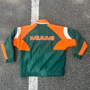 Meet your Posher, Dominic